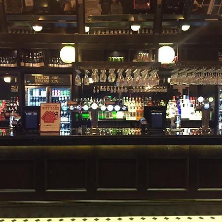 The George Hotel Wetherspoon Brecon Exterior photo